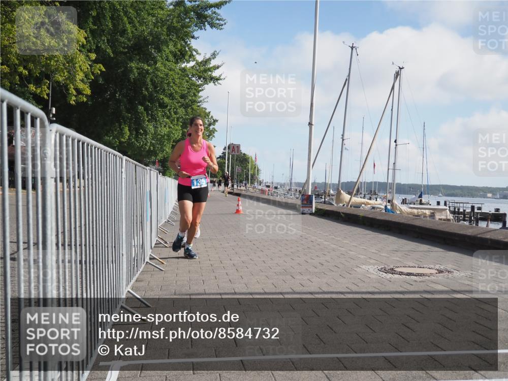 17.08.2025 - KN Förde Triathlon 2025 KatJ http://msf.ph/oto/8584732 17.08.2025 10:09:53 Laufen 135, 177, 204 meine-sportfotos.de