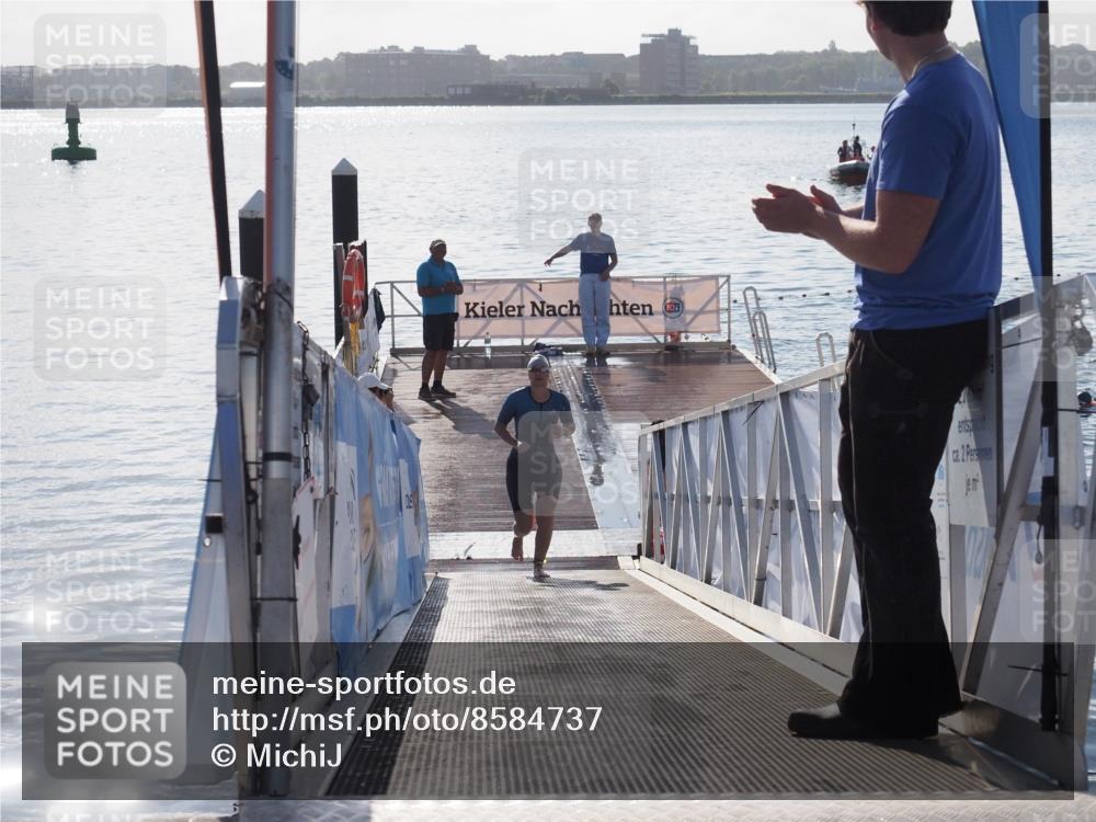 17.08.2025 - KN Förde Triathlon 2025 MichiJ http://msf.ph/oto/8584737 17.08.2025 09:23:01 Schwimmen 234, 249, 234, 237 meine-sportfotos.de