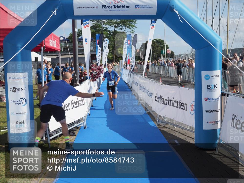 17.08.2025 - KN Förde Triathlon 2025 MichiJ http://msf.ph/oto/8584743 17.08.2025 10:10:31 Laufen 104 meine-sportfotos.de