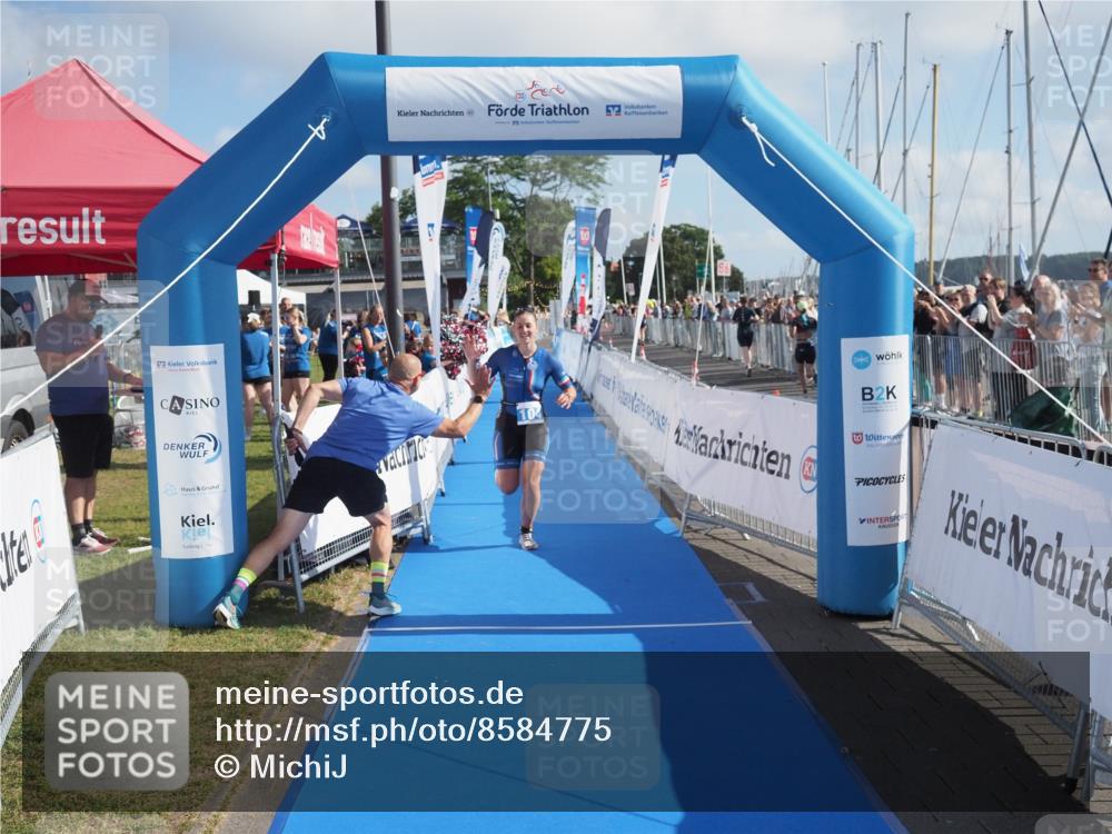 17.08.2025 - KN Förde Triathlon 2025 MichiJ http://msf.ph/oto/8584775 17.08.2025 10:10:32 Laufen 104 meine-sportfotos.de