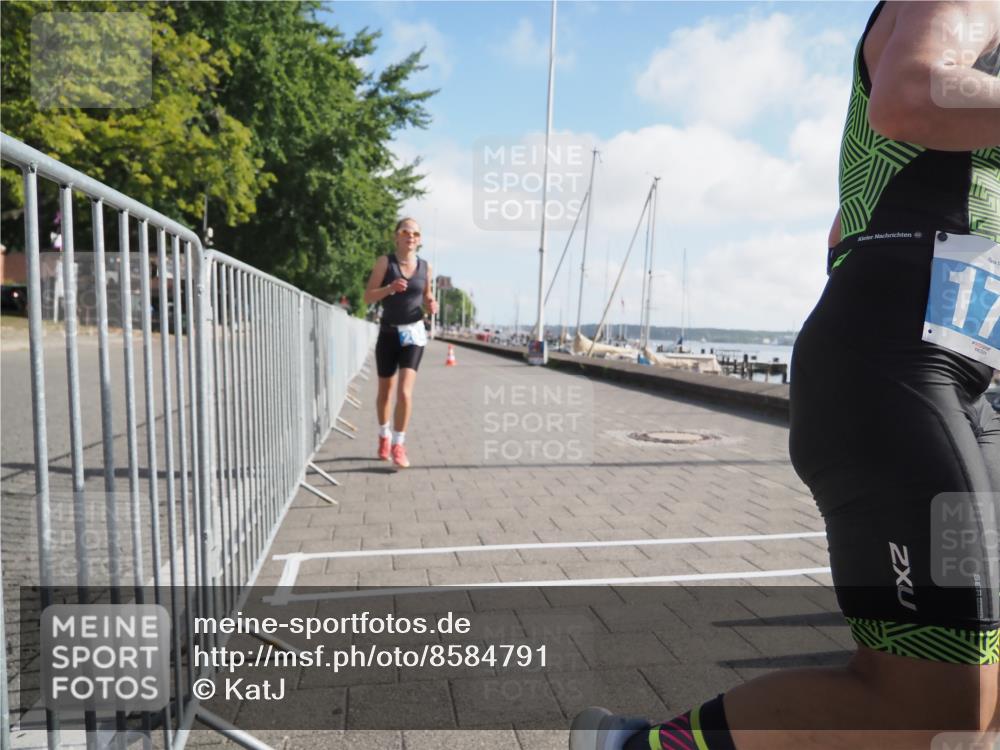 17.08.2025 - KN Förde Triathlon 2025 KatJ http://msf.ph/oto/8584791 17.08.2025 10:09:56 Laufen 135, 177, 204 meine-sportfotos.de