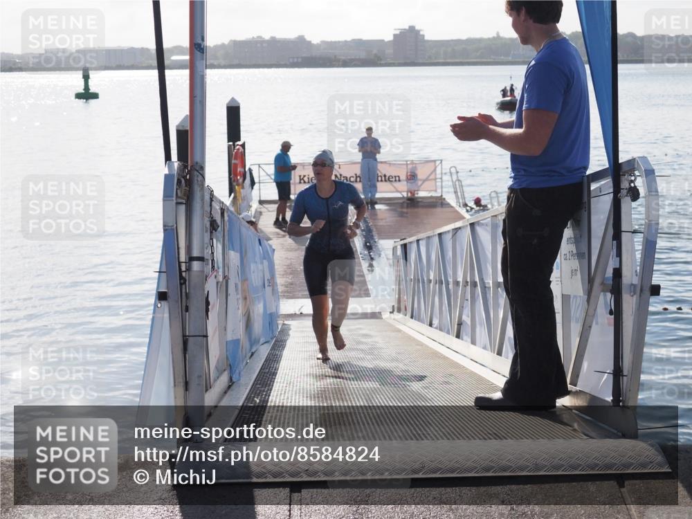17.08.2025 - KN Förde Triathlon 2025 MichiJ http://msf.ph/oto/8584824 17.08.2025 09:23:03 Schwimmen 234, 249, 225, 234, 237 meine-sportfotos.de