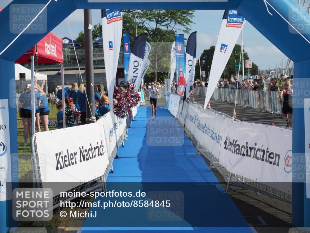 17.08.2025 - KN Förde Triathlon 2025 MichiJ http://msf.ph/oto/8584845 17.08.2025 10:11:00 Laufen  meine-sportfotos.de