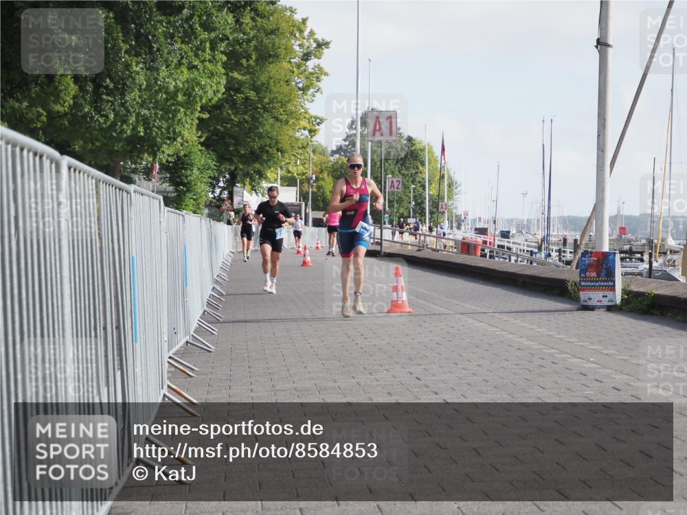 17.08.2025 - KN Förde Triathlon 2025 KatJ http://msf.ph/oto/8584853 17.08.2025 10:10:19 Laufen 121, 228 meine-sportfotos.de