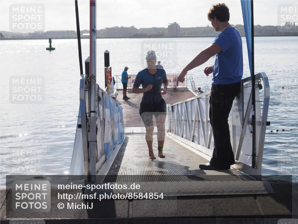 17.08.2025 - KN Förde Triathlon 2025 MichiJ http://msf.ph/oto/8584854 17.08.2025 09:23:04 Schwimmen 234, 249, 225, 234, 237 meine-sportfotos.de