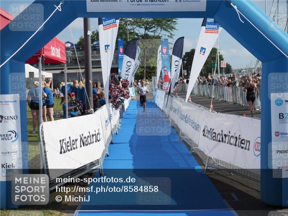 17.08.2025 - KN Förde Triathlon 2025 MichiJ http://msf.ph/oto/8584858 17.08.2025 10:11:01 Laufen  meine-sportfotos.de