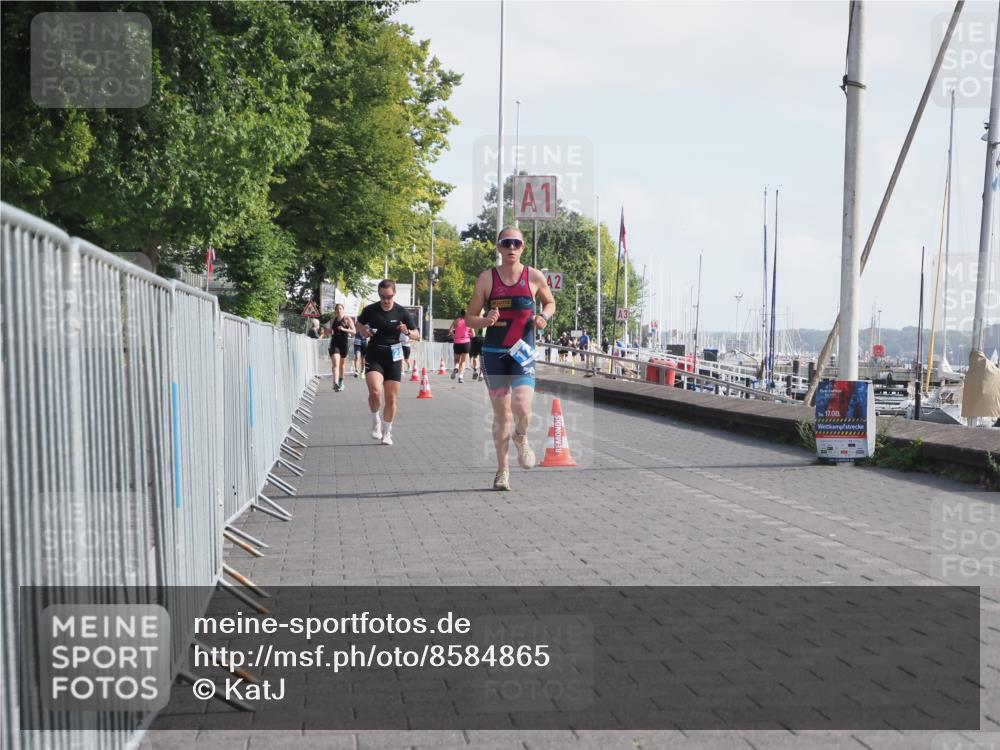 17.08.2025 - KN Förde Triathlon 2025 KatJ http://msf.ph/oto/8584865 17.08.2025 10:10:19 Laufen 121, 228 meine-sportfotos.de