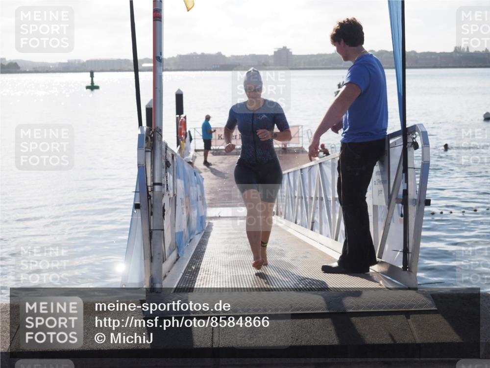 17.08.2025 - KN Förde Triathlon 2025 MichiJ http://msf.ph/oto/8584866 17.08.2025 09:23:04 Schwimmen 234, 249, 225, 234, 237 meine-sportfotos.de