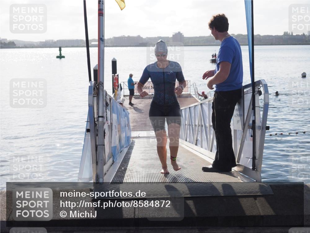 17.08.2025 - KN Förde Triathlon 2025 MichiJ http://msf.ph/oto/8584872 17.08.2025 09:23:04 Schwimmen 234, 249, 225, 234, 237 meine-sportfotos.de