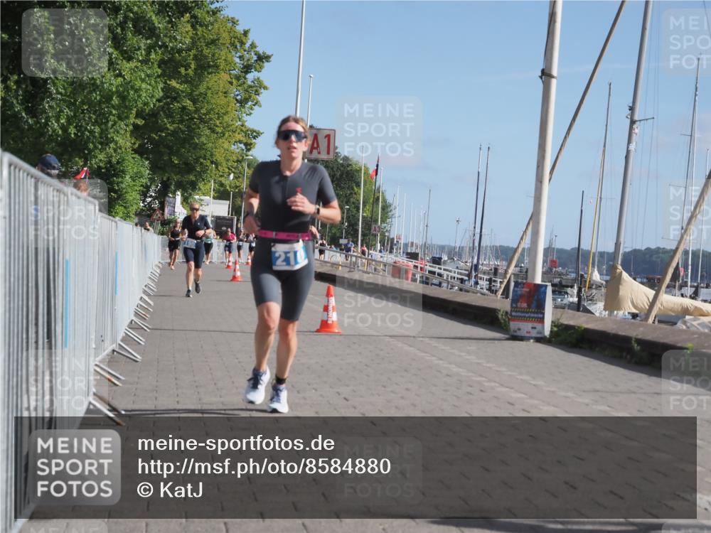 17.08.2025 - KN Förde Triathlon 2025 KatJ http://msf.ph/oto/8584880 17.08.2025 10:33:48 Laufen 190, 210 meine-sportfotos.de