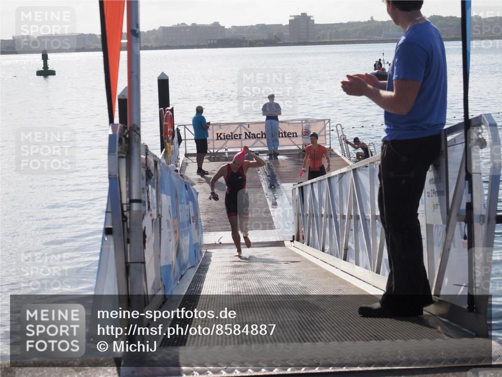 17.08.2025 - KN Förde Triathlon 2025 MichiJ http://msf.ph/oto/8584887 17.08.2025 09:23:15 Schwimmen 234, 237, 218, 225, 237 meine-sportfotos.de