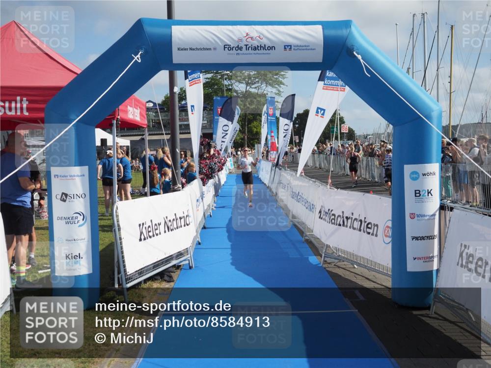 17.08.2025 - KN Förde Triathlon 2025 MichiJ http://msf.ph/oto/8584913 17.08.2025 10:11:03 Laufen 105 meine-sportfotos.de