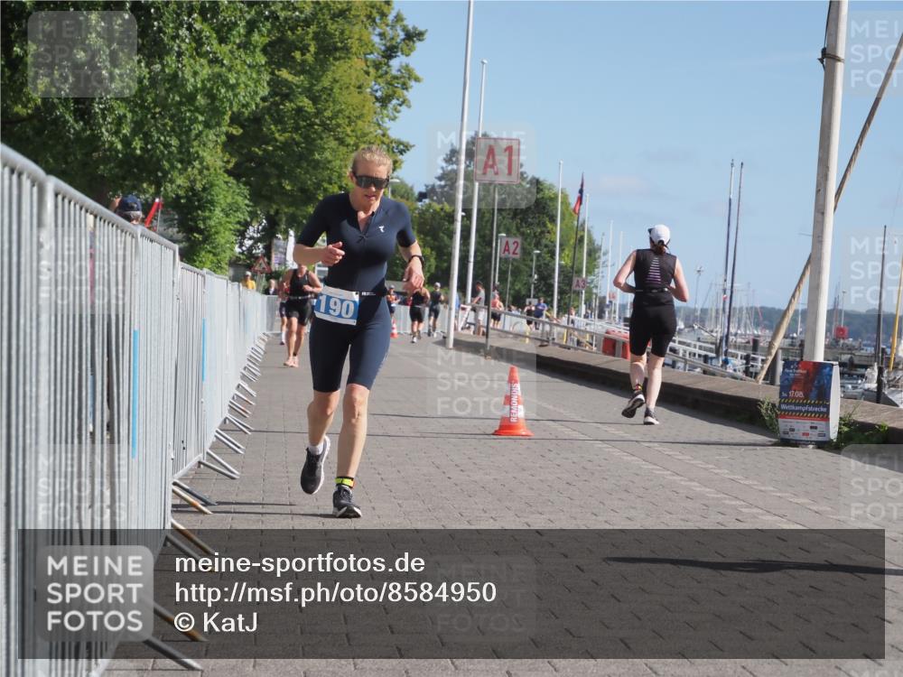 17.08.2025 - KN Förde Triathlon 2025 KatJ http://msf.ph/oto/8584950 17.08.2025 10:33:55 Laufen 190 meine-sportfotos.de