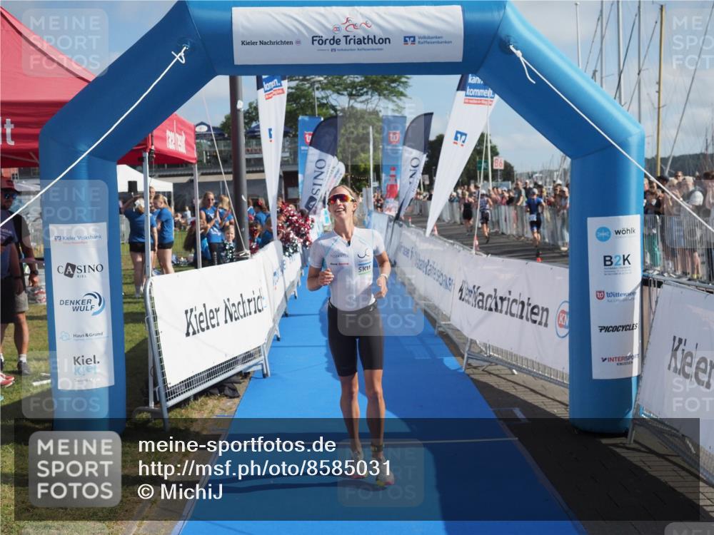17.08.2025 - KN Förde Triathlon 2025 MichiJ http://msf.ph/oto/8585031 17.08.2025 10:11:07 Laufen 105 meine-sportfotos.de