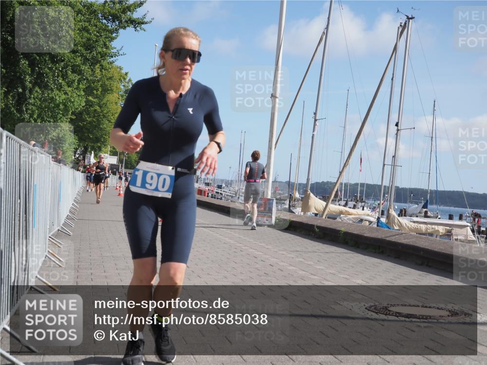 17.08.2025 - KN Förde Triathlon 2025 KatJ http://msf.ph/oto/8585038 17.08.2025 10:33:58 Laufen 183, 190 meine-sportfotos.de