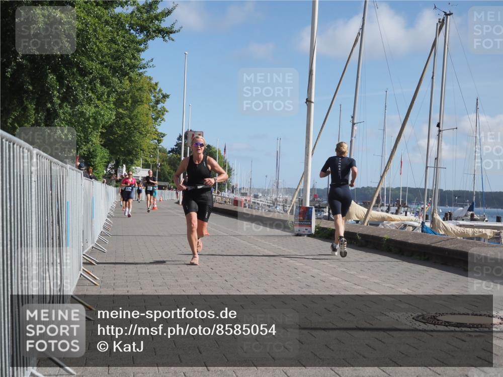 17.08.2025 - KN Förde Triathlon 2025 KatJ http://msf.ph/oto/8585054 17.08.2025 10:34:04 Laufen 183 meine-sportfotos.de