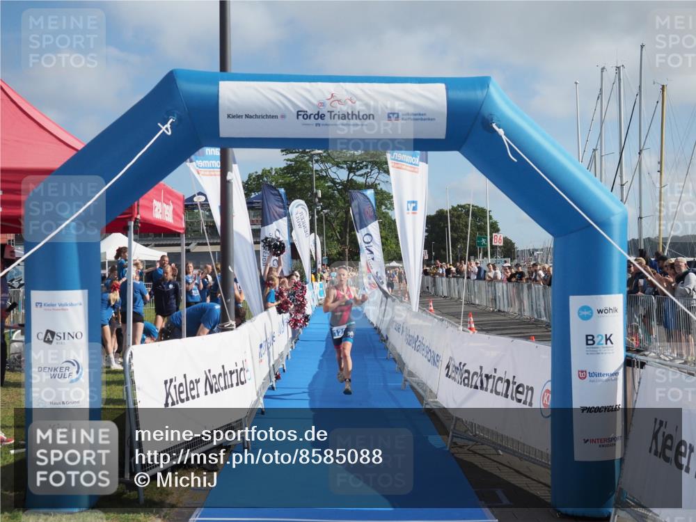 17.08.2025 - KN Förde Triathlon 2025 MichiJ http://msf.ph/oto/8585088 17.08.2025 10:15:00 Laufen 121 meine-sportfotos.de
