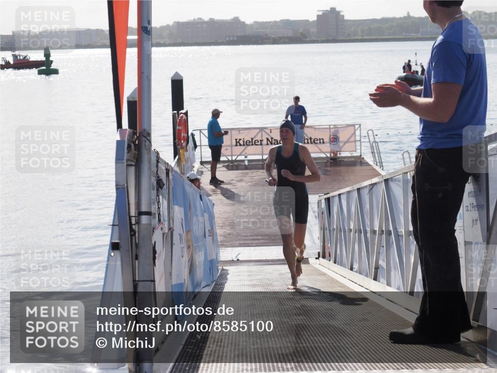 17.08.2025 - KN Förde Triathlon 2025 MichiJ http://msf.ph/oto/8585100 17.08.2025 09:23:26 Schwimmen 218, 225, 237, 218 meine-sportfotos.de