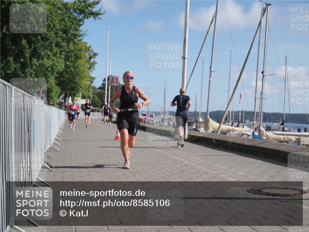 17.08.2025 - KN Förde Triathlon 2025 KatJ http://msf.ph/oto/8585106 17.08.2025 10:34:05 Laufen 137, 183 meine-sportfotos.de