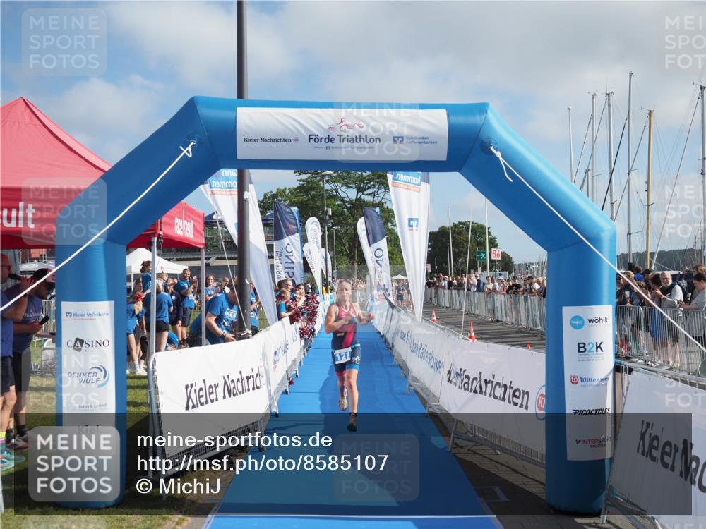 17.08.2025 - KN Förde Triathlon 2025 MichiJ http://msf.ph/oto/8585107 17.08.2025 10:15:00 Laufen 121 meine-sportfotos.de