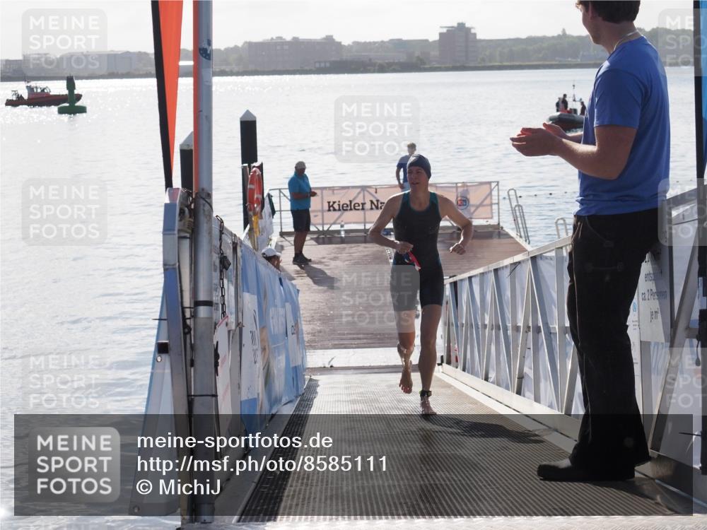 17.08.2025 - KN Förde Triathlon 2025 MichiJ http://msf.ph/oto/8585111 17.08.2025 09:23:27 Schwimmen 218, 225, 237, 218 meine-sportfotos.de