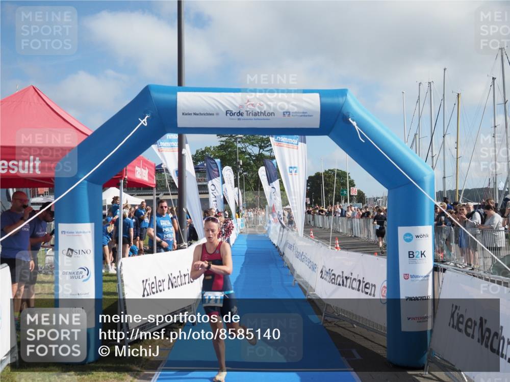 17.08.2025 - KN Förde Triathlon 2025 MichiJ http://msf.ph/oto/8585140 17.08.2025 10:15:02 Laufen 121 meine-sportfotos.de