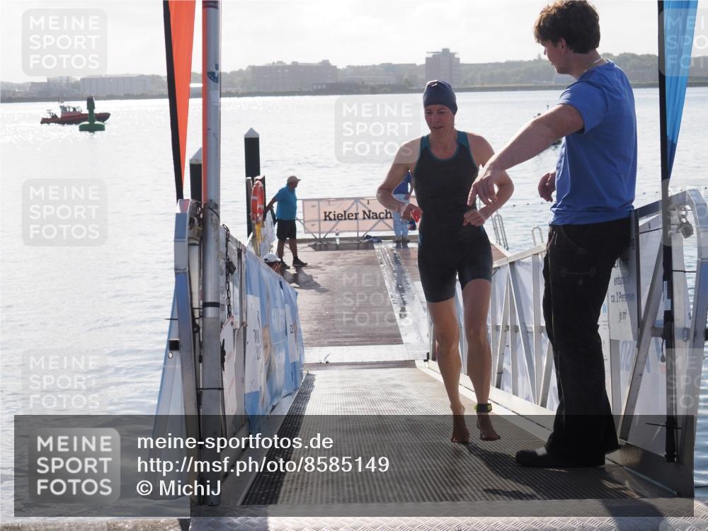 17.08.2025 - KN Förde Triathlon 2025 MichiJ http://msf.ph/oto/8585149 17.08.2025 09:23:28 Schwimmen 218, 225, 237, 218 meine-sportfotos.de