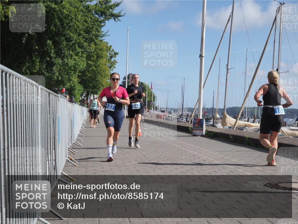 17.08.2025 - KN Förde Triathlon 2025 KatJ http://msf.ph/oto/8585174 17.08.2025 10:34:12 Laufen 137, 161, 244 meine-sportfotos.de