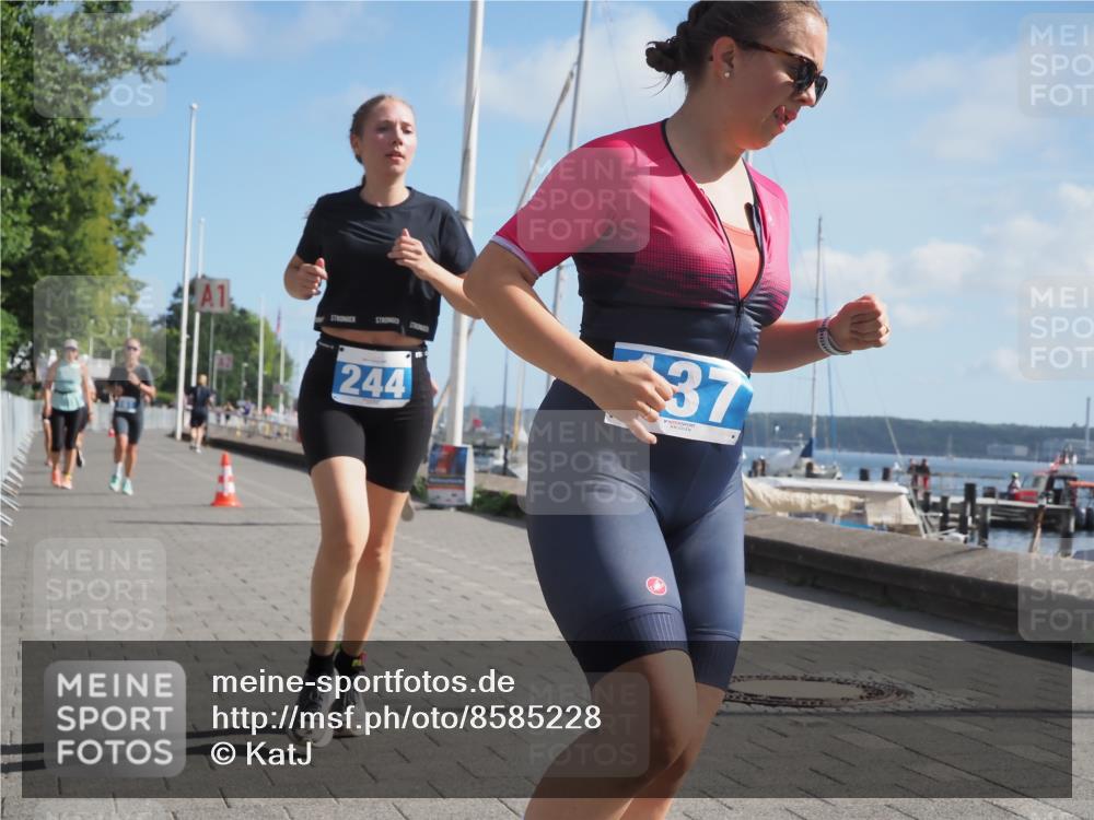 17.08.2025 - KN Förde Triathlon 2025 KatJ http://msf.ph/oto/8585228 17.08.2025 10:34:14 Laufen 137, 161, 244 meine-sportfotos.de