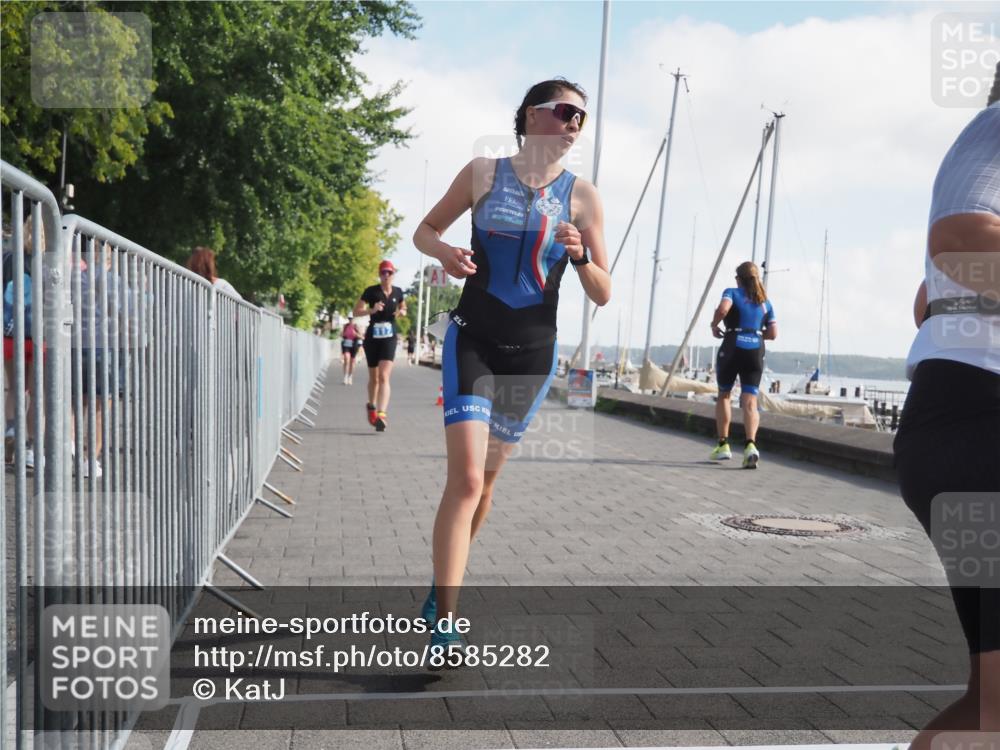 17.08.2025 - KN Förde Triathlon 2025 KatJ http://msf.ph/oto/8585282 17.08.2025 10:10:48 Laufen 106, 115, 117, 120, 157 meine-sportfotos.de