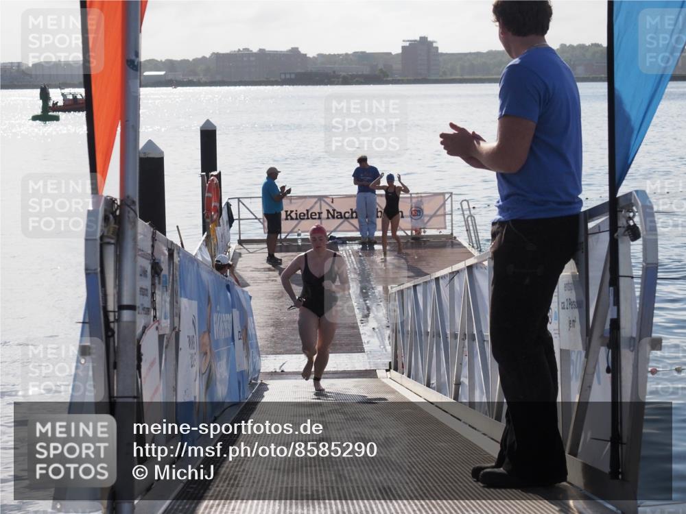 17.08.2025 - KN Förde Triathlon 2025 MichiJ http://msf.ph/oto/8585290 17.08.2025 09:24:34 Schwimmen 243, 118, 243 meine-sportfotos.de