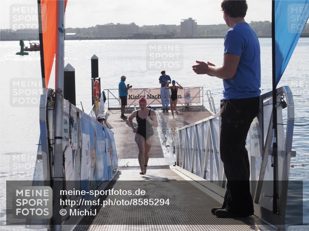17.08.2025 - KN Förde Triathlon 2025 MichiJ http://msf.ph/oto/8585294 17.08.2025 09:24:35 Schwimmen 243, 118, 243 meine-sportfotos.de