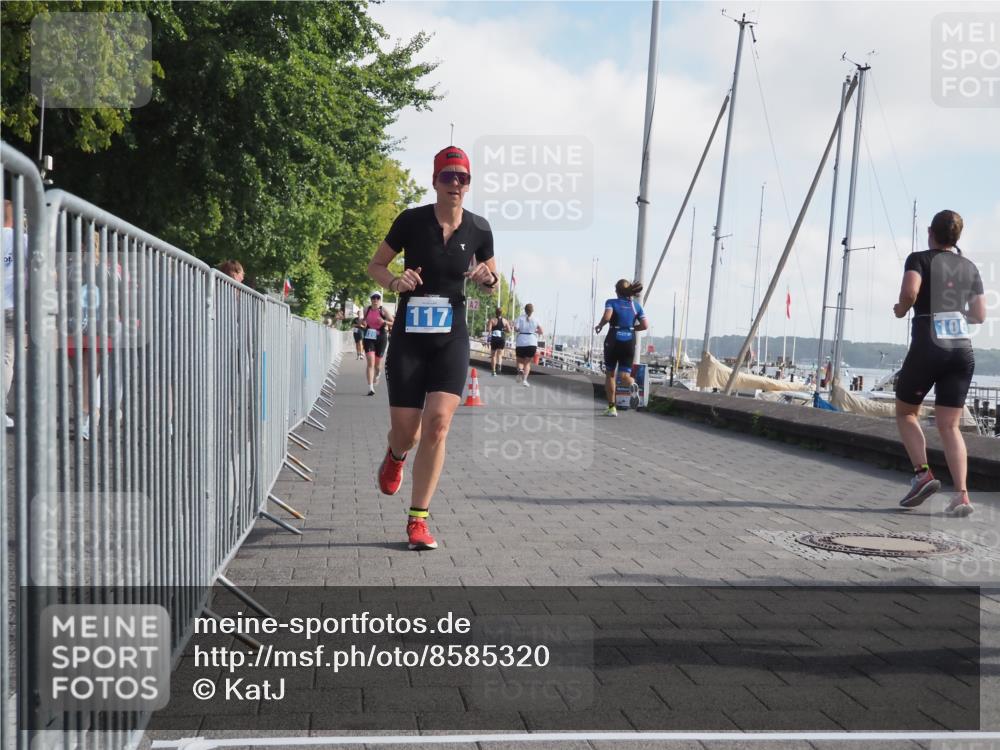 17.08.2025 - KN Förde Triathlon 2025 KatJ http://msf.ph/oto/8585320 17.08.2025 10:10:50 Laufen 115, 117, 120 meine-sportfotos.de