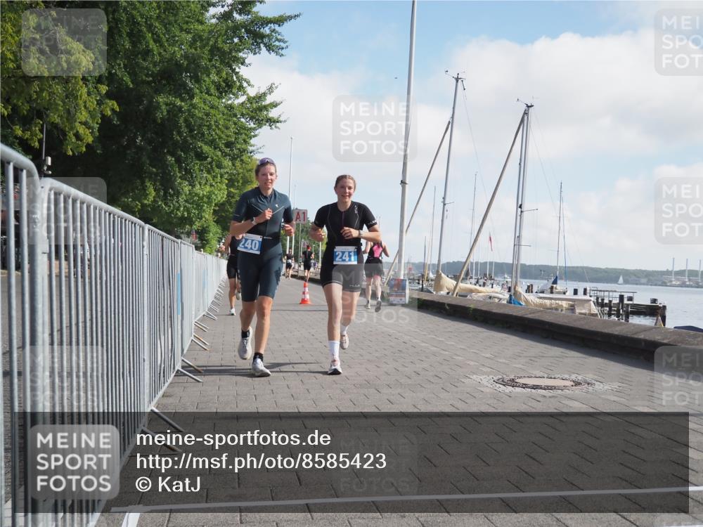 17.08.2025 - KN Förde Triathlon 2025 KatJ http://msf.ph/oto/8585423 17.08.2025 10:11:05 Laufen 189, 198, 240, 241 meine-sportfotos.de