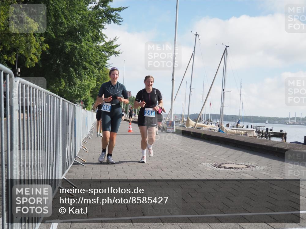 17.08.2025 - KN Förde Triathlon 2025 KatJ http://msf.ph/oto/8585427 17.08.2025 10:11:05 Laufen 189, 198, 240, 241 meine-sportfotos.de