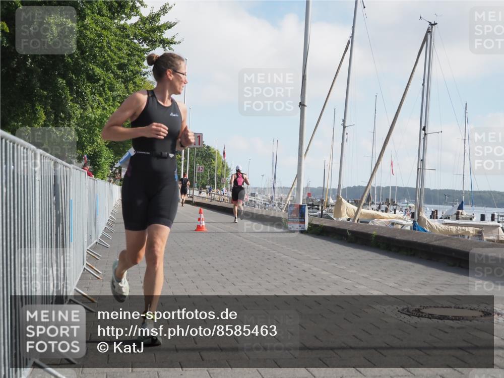 17.08.2025 - KN Förde Triathlon 2025 KatJ http://msf.ph/oto/8585463 17.08.2025 10:11:08 Laufen 140, 189, 198, 240, 241 meine-sportfotos.de