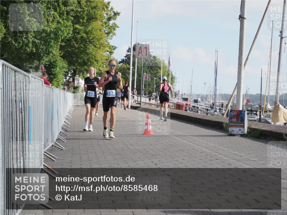17.08.2025 - KN Förde Triathlon 2025 KatJ http://msf.ph/oto/8585468 17.08.2025 10:11:10 Laufen 140, 189, 198 meine-sportfotos.de
