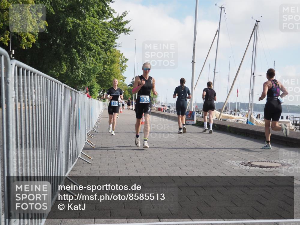 17.08.2025 - KN Förde Triathlon 2025 KatJ http://msf.ph/oto/8585513 17.08.2025 10:11:13 Laufen 140, 179, 198 meine-sportfotos.de