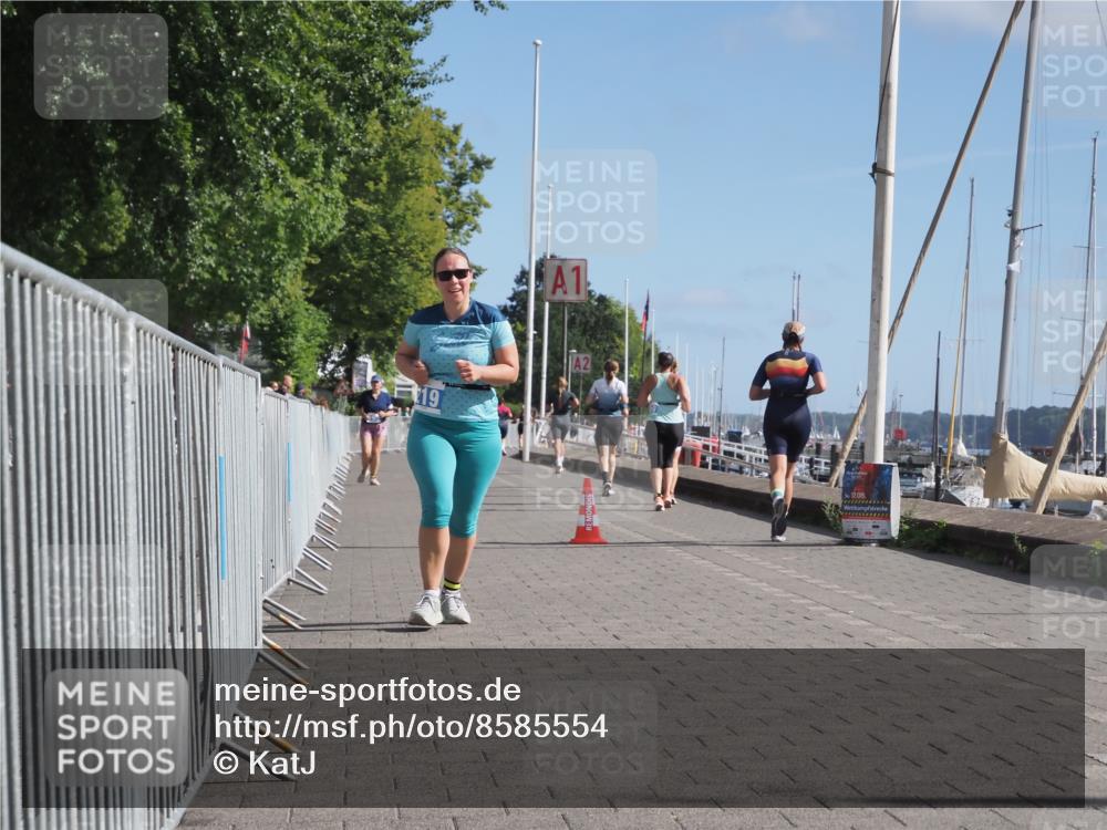 17.08.2025 - KN Förde Triathlon 2025 KatJ http://msf.ph/oto/8585554 17.08.2025 10:34:40 Laufen 219 meine-sportfotos.de