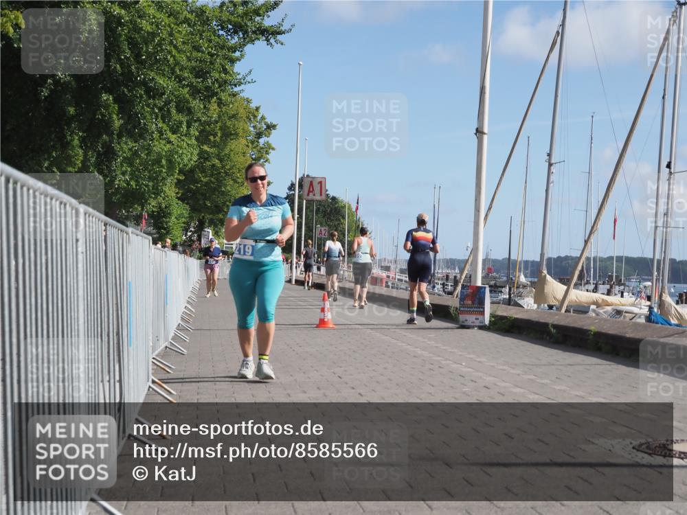 17.08.2025 - KN Förde Triathlon 2025 KatJ http://msf.ph/oto/8585566 17.08.2025 10:34:40 Laufen 219 meine-sportfotos.de