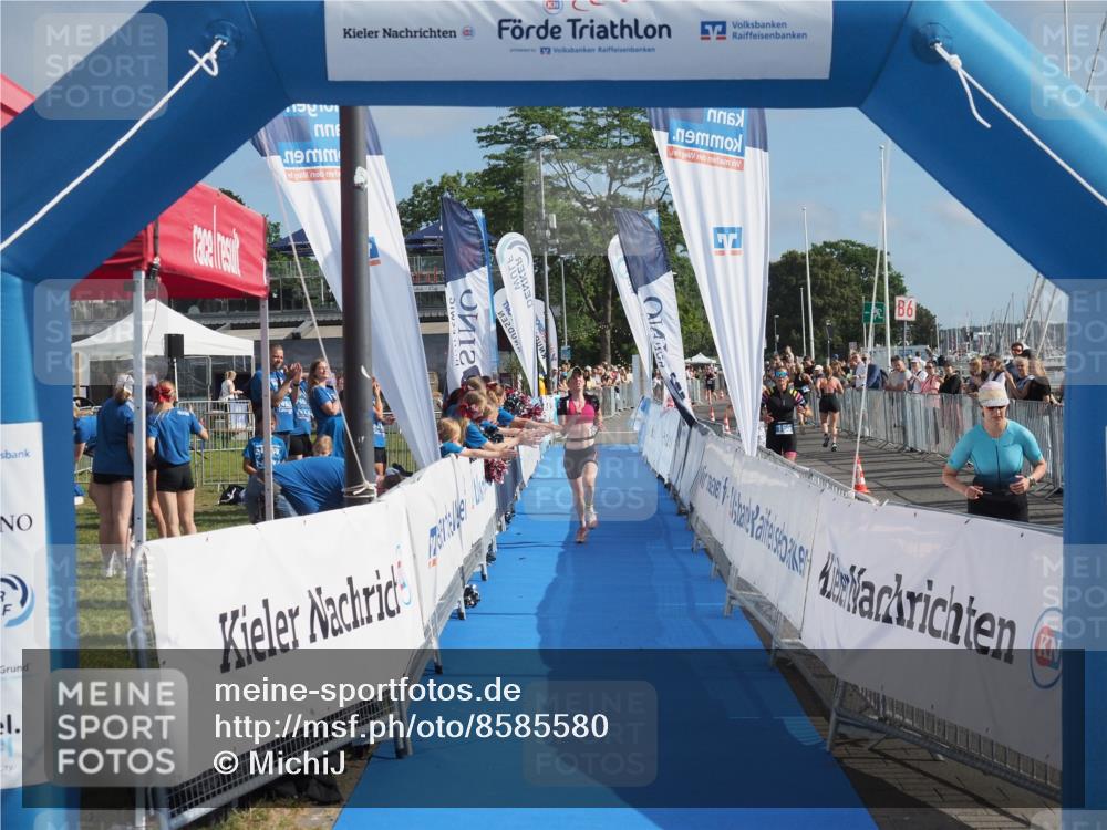 17.08.2025 - KN Förde Triathlon 2025 MichiJ http://msf.ph/oto/8585580 17.08.2025 10:19:07 Laufen 119 meine-sportfotos.de