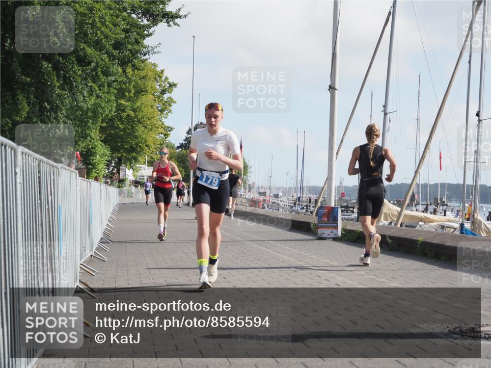 17.08.2025 - KN Förde Triathlon 2025 KatJ http://msf.ph/oto/8585594 17.08.2025 10:11:20 Laufen 101, 179 meine-sportfotos.de