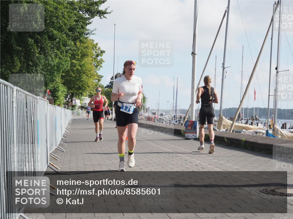 17.08.2025 - KN Förde Triathlon 2025 KatJ http://msf.ph/oto/8585601 17.08.2025 10:11:20 Laufen 101, 179 meine-sportfotos.de