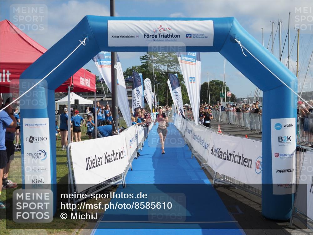 17.08.2025 - KN Förde Triathlon 2025 MichiJ http://msf.ph/oto/8585610 17.08.2025 10:19:08 Laufen 119 meine-sportfotos.de
