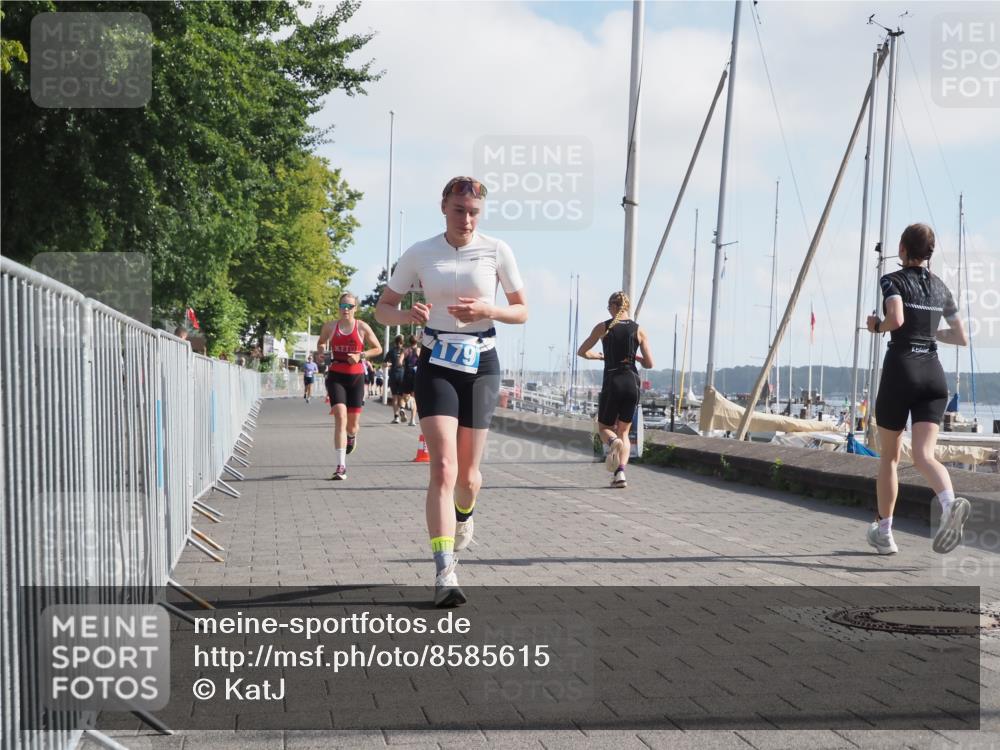 17.08.2025 - KN Förde Triathlon 2025 KatJ http://msf.ph/oto/8585615 17.08.2025 10:11:20 Laufen 101, 179 meine-sportfotos.de