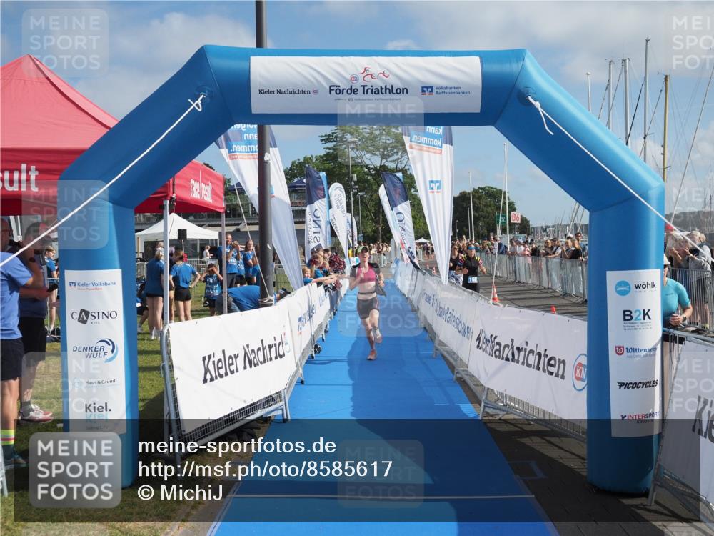 17.08.2025 - KN Förde Triathlon 2025 MichiJ http://msf.ph/oto/8585617 17.08.2025 10:19:08 Laufen 119 meine-sportfotos.de