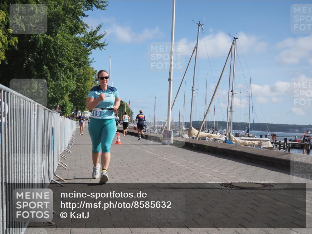 17.08.2025 - KN Förde Triathlon 2025 KatJ http://msf.ph/oto/8585632 17.08.2025 10:34:42 Laufen 219 meine-sportfotos.de