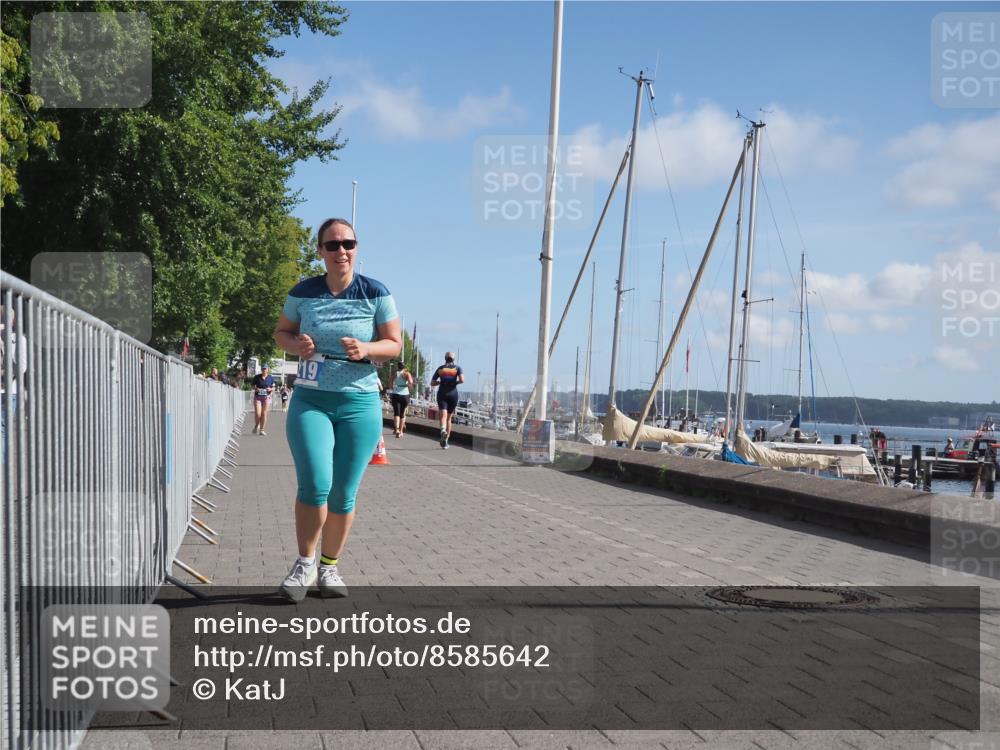 17.08.2025 - KN Förde Triathlon 2025 KatJ http://msf.ph/oto/8585642 17.08.2025 10:34:42 Laufen 219 meine-sportfotos.de