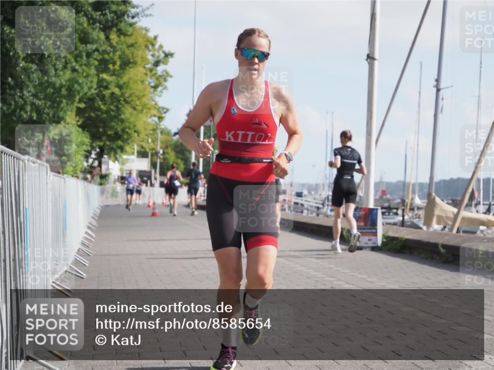 17.08.2025 - KN Förde Triathlon 2025 KatJ http://msf.ph/oto/8585654 17.08.2025 10:11:23 Laufen 101, 179 meine-sportfotos.de