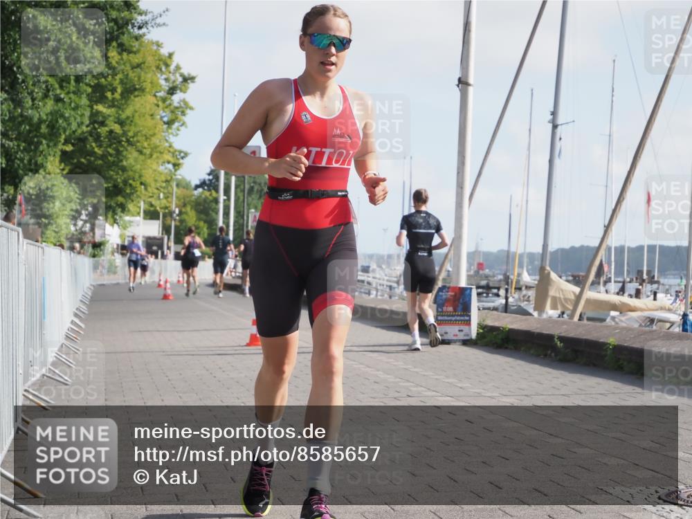 17.08.2025 - KN Förde Triathlon 2025 KatJ http://msf.ph/oto/8585657 17.08.2025 10:11:23 Laufen 101, 179 meine-sportfotos.de